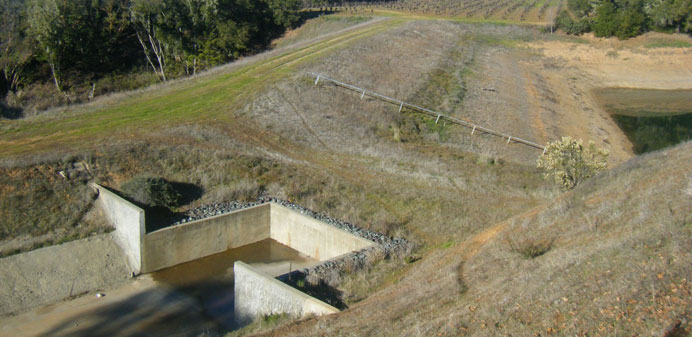 Overview of dam